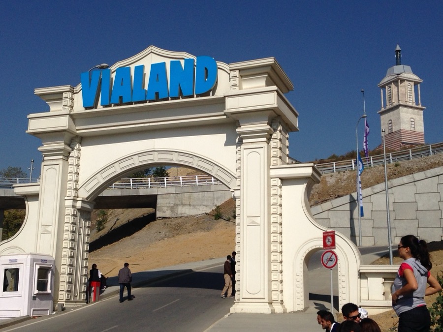 VIALAND פארק שעשועים באיסטנבול
